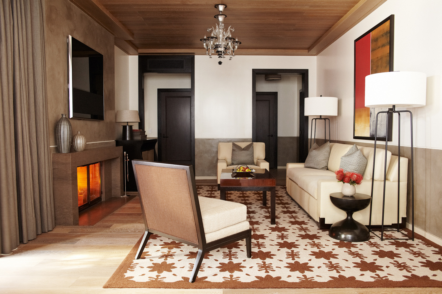 44-grand_suite_living_roomA